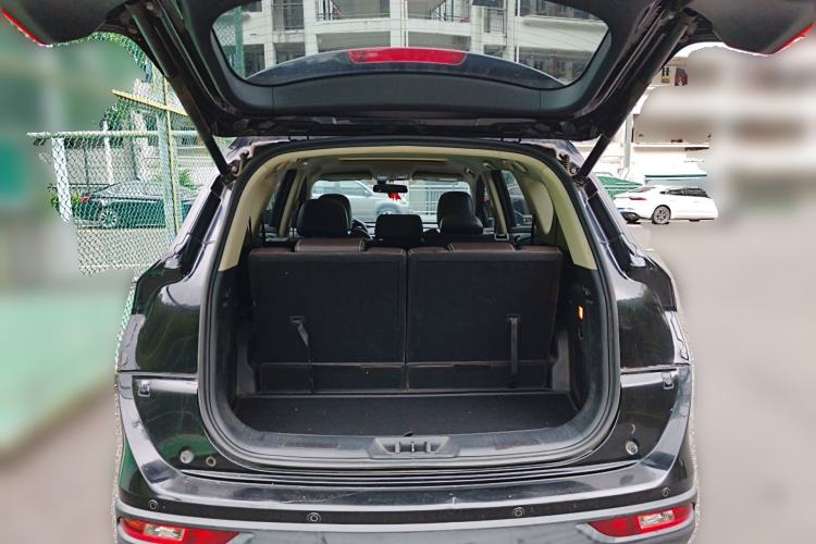 Used Dongfeng Fengon 580 2017 1.5T CVT Smart Connectivity Model Trunk