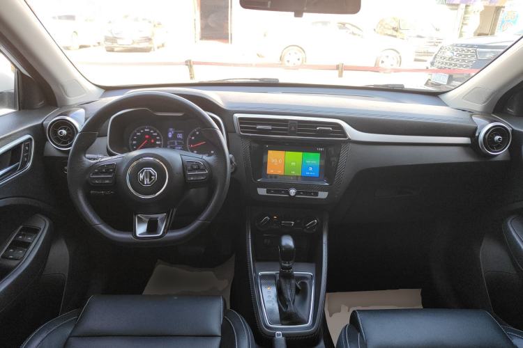 Used MG ZS 2018 1.5L Automatic Luxury Edition China V Standard Center Console