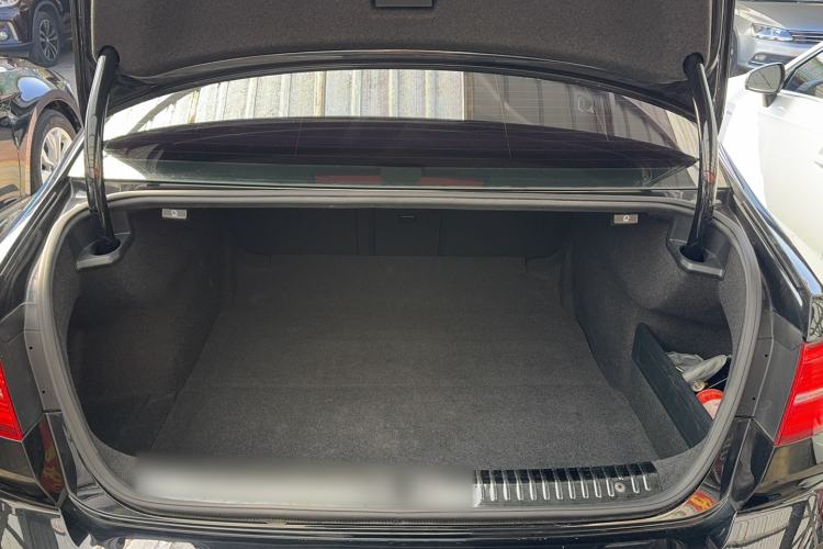 Used Volkswagen Magotan 2019 330TSI DSG Leading Edition China V Standard