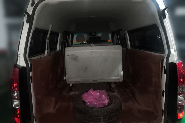 Used Jinbei New Hiace X30L CNG 2023 100L CNG Wealth Edition Bus 6/7 Seats No Air Conditioning SWCC15M
