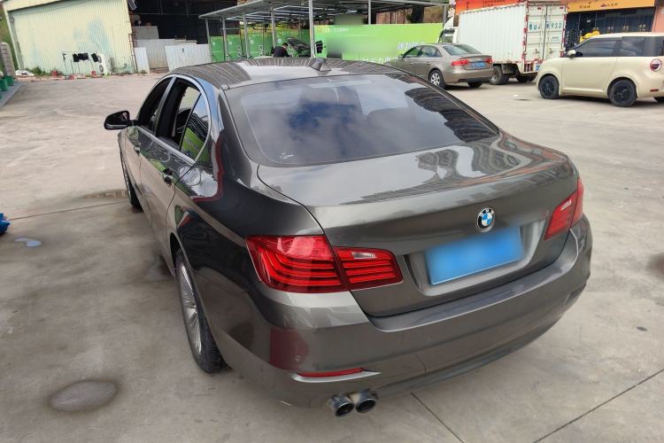 Used BMW 5 Series 2014 525Li Leading Model
