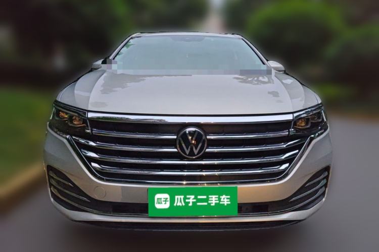 Used Volkswagen Viloran 2022 380TSI Prestige Edition
