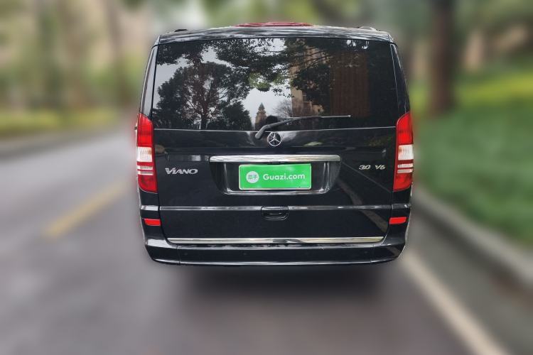 Used Mercedes-Benz Viano 2015 3.0L Partner Edition
