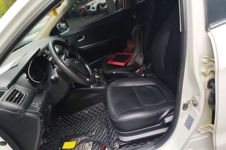 Used Kia K2 2015 Sedan 1.4L MT GLS