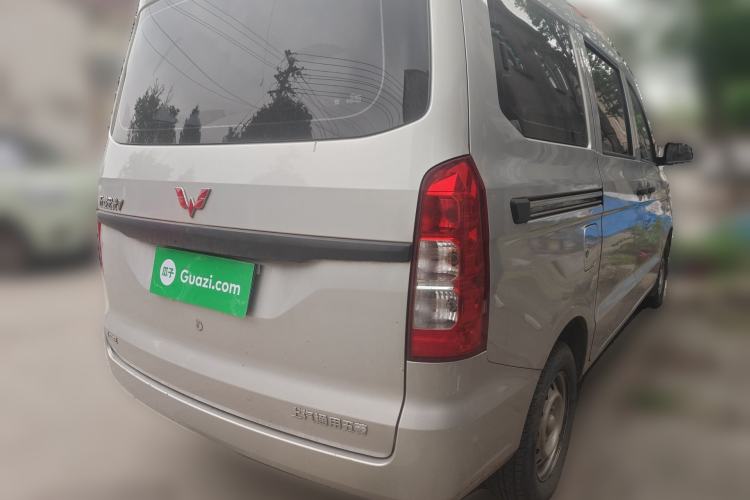 Used Wuling Hongguang V 2022 1.5L Jingqu Edition Electric-Assist LAR
