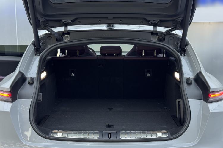 Used Nio ET5T 2023 75 kWh Touring