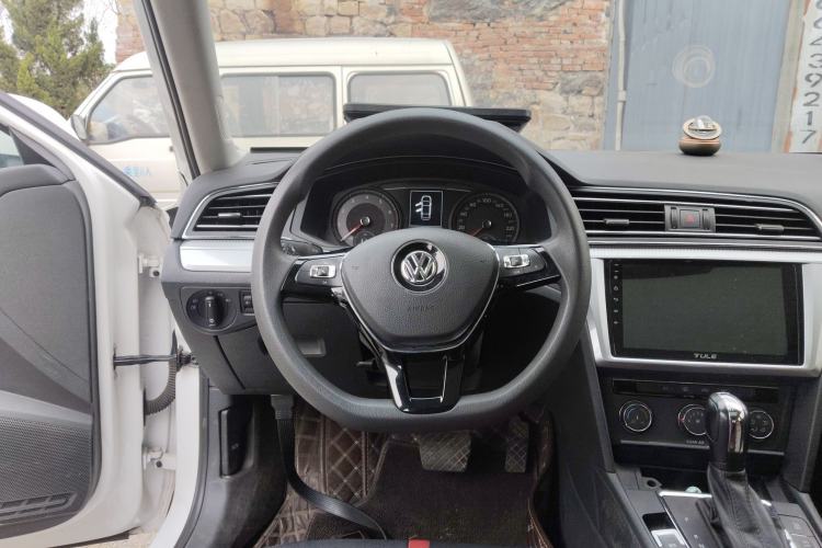 Used Volkswagen Lamando 2021 230TSI DSG Fashion Edition
