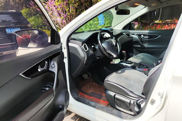 Used Nissan Qashqai 2017 2.0L CVT Smart Enjoyment Version China V Standard Driver Seat