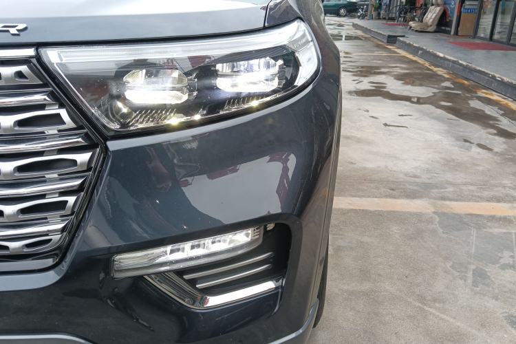 Used Ford Explorer 2020 EcoBoost 285 4x4 Titanium Edition 7-Seater