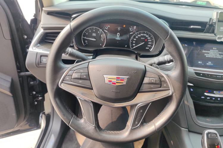 Used Cadillac XT5 2018 28T Four-Wheel Drive Luxury Model
