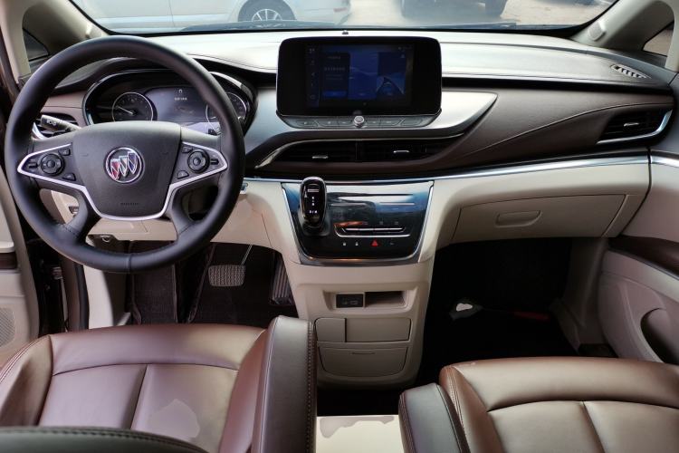 Used Buick GL8 2021 Land Cruiser Executive Class 652T Comfort Model Center Console