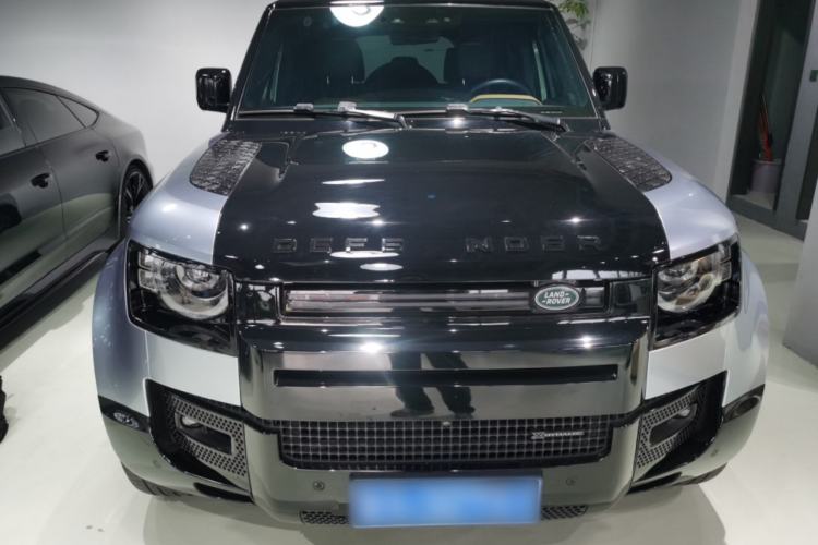 Used Land Rover Defender 2023 Facelift 110 3.0T P400 X-DYNAMIC HSE Front