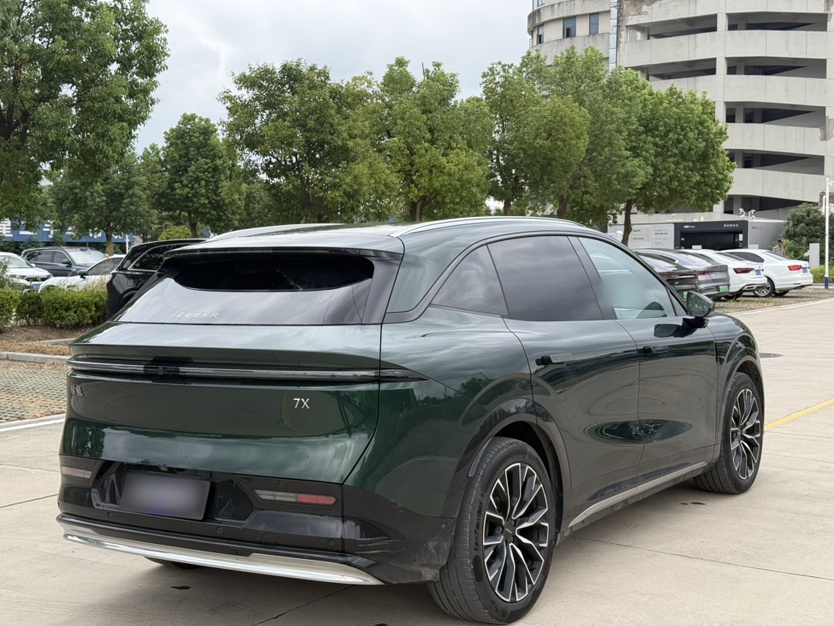 Zeekr 7X 2025 75 kWh Rear-Wheel Drive Intelligent Driving Version — снимка 16