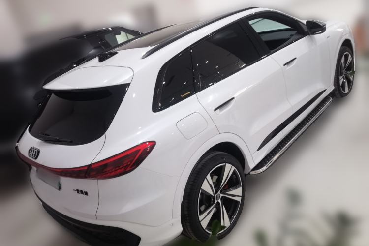 Used Audi Q5L 2026 Model Range: Intelligent Hybrid Premium Edition Rear Right 45 Deg