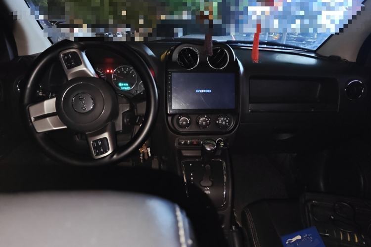 Used Jeep Compass 2012 2.4L Four-Wheel Drive Urban Edition