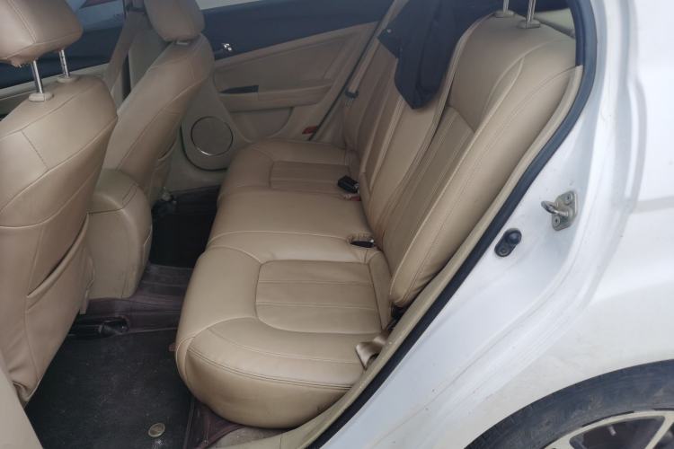 Used Bestune B50 2013 1.6L manual luxury version
