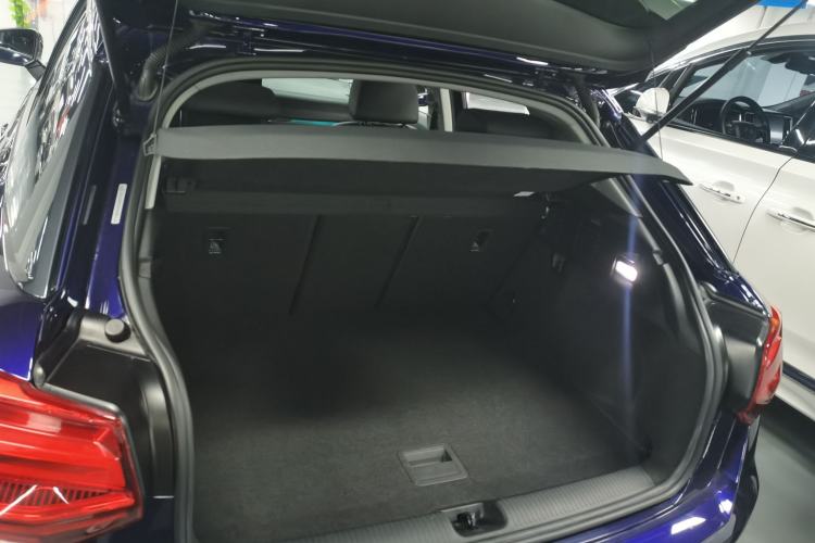 Used Audi Q2L 2020 35 TFSI Fashionable and Elegant Model Trunk