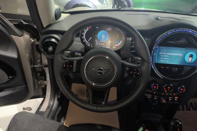 Used MINI MINI 2022 2.0T COOPER S Classic Edition