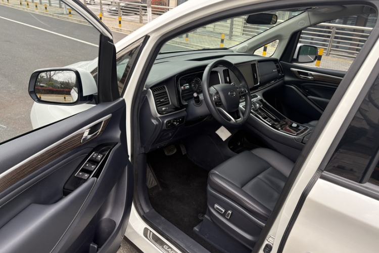 Used GAC Trumpchi M8 2021 Lingxiu Series 390T Deluxe Edition Interior 4