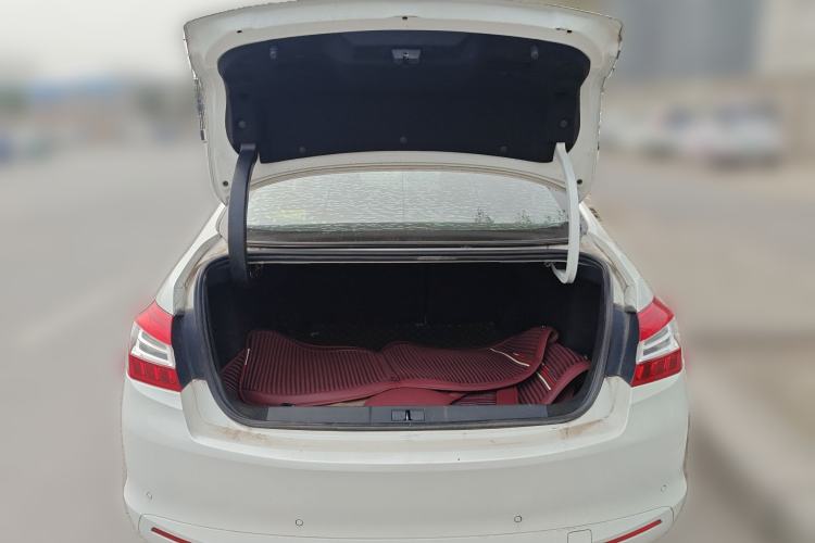 Used Peugeot 408 2015 1.2T Automatic Luxury Edition Trunk