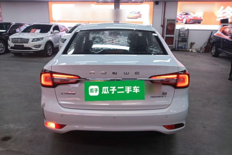 Used Roewe i5 2020 1.5L Automatic 4G Connect Luxury Flagship Edition
