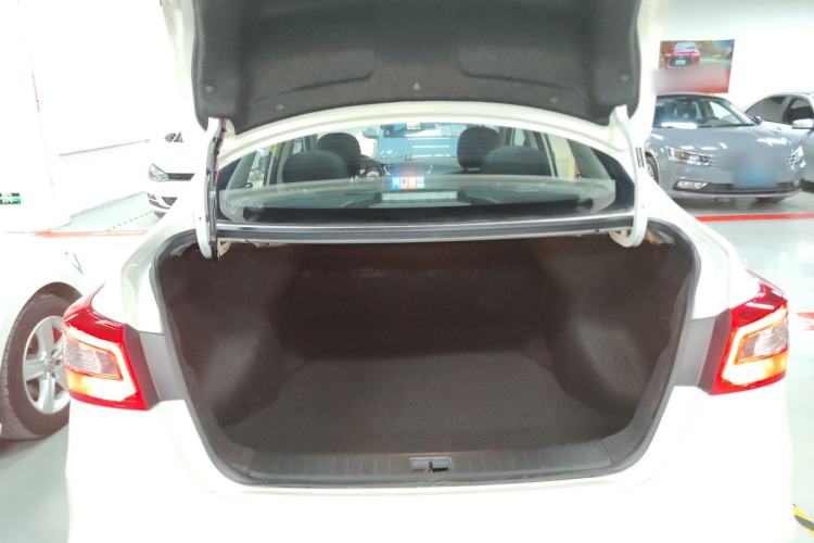 Used Nissan Sylphy 2024 Revised Version Classic 1.6XE CVT Comfort Edition Trunk