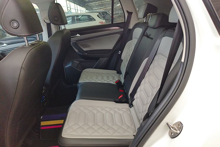 Used Volkswagen Tayron 2024 300TSI Two-Wheel-Drive Luxury Plus Advanced Version Left Rear Seat