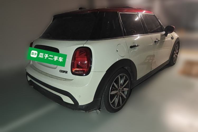 Used MINI MINI 2023 1.5T COOPER Artist Five-Door Edition
