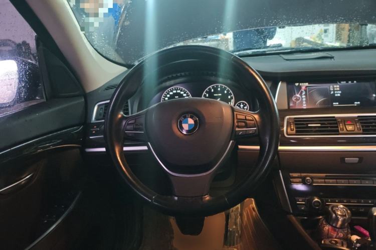 Used BMW 5 Series GT 2014 528i Luxury Edition Steering Wheel