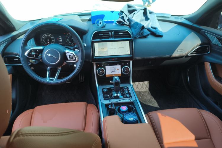 Used Jaguar XEL 2025 2.0T 250 PS R-DYNAMIC 90th Anniversary Edition