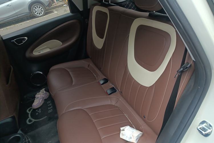 Used Wuling Bingo 2023 410 km Lingxi Deluxe Edition Left Rear Seat
