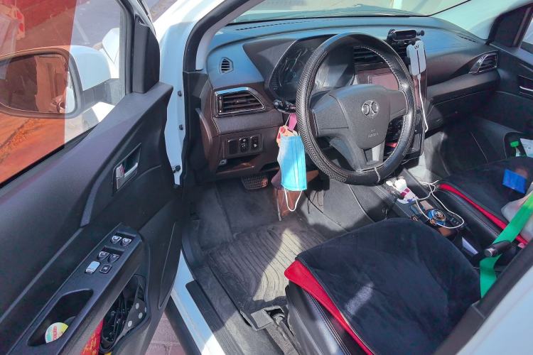 Used BAIC New Energy EC 2017 EC200 Dynamic Edition Driver Seat