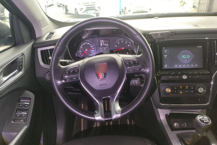 Used Roewe RX5 2016 Revised Version 20T Two-Wheel Drive Manual Transmission Luxury Edition
