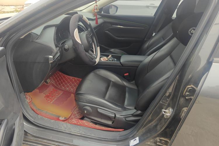 Used Mazda 3 Axela 2021 2.0L Automatic Zhiya Edition
