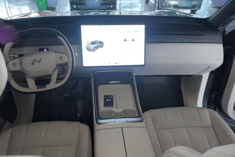 Used ONVO Luxeed L90 2025 Model—Max Six-Seater Version