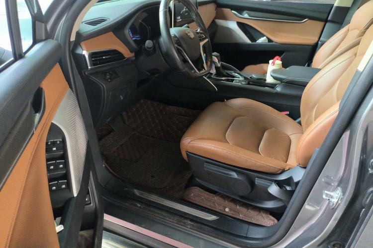 Used SAIC MAXUS D90 2017 2.0T Automatic Two-Wheel Drive Mercury Base Edition
