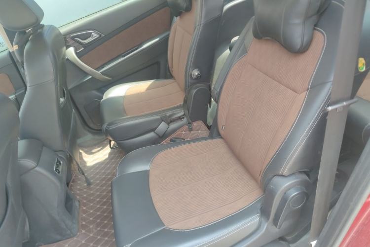 Ojetý Bisu M3 2017 1.5L Luxury Model