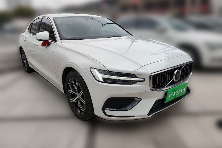Used Volvo S60 2026 Model B4 Zhiyi Luxury Edition