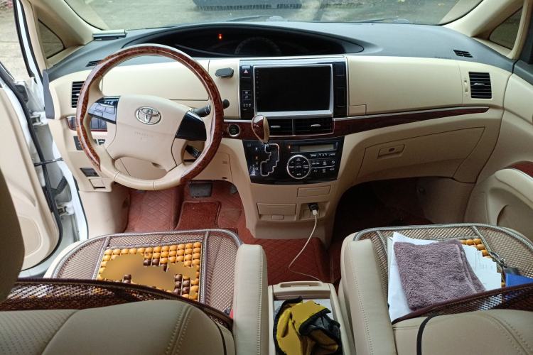 Used Toyota Previa  Center Console