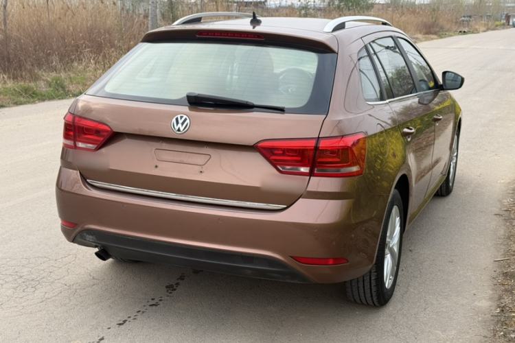 Used Volkswagen Gran Lavida 2015 1.6L Automatic Comfort Edition
