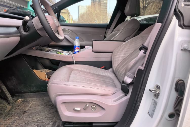 Used ONVO L60 2024 60 kWh Rear-Drive Version
