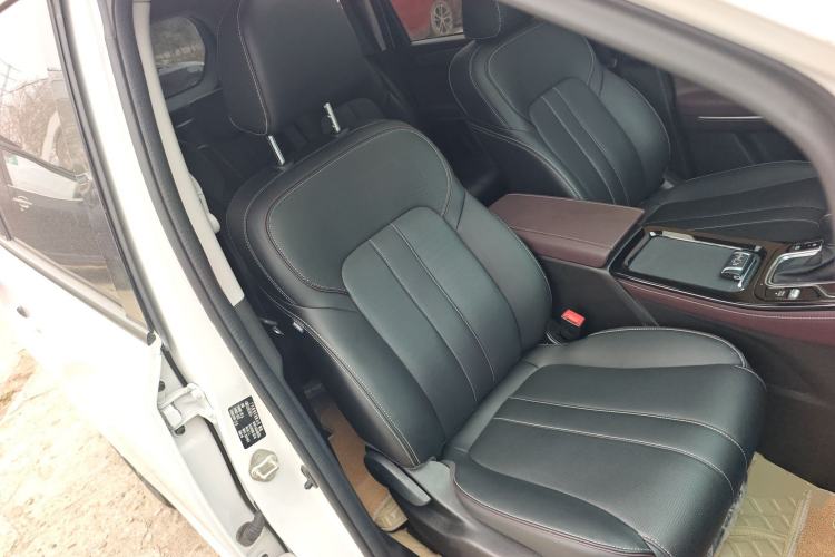 Used GAC Trumpchi M6 2023 PRO 270T DCT Luxury Edition
