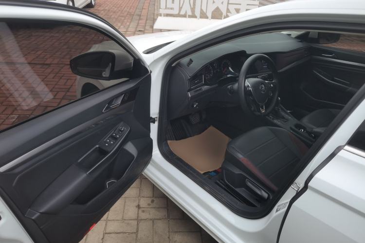 Used Volkswagen Bora 2020 1.5L Automatic Comfort Model Driver Seat