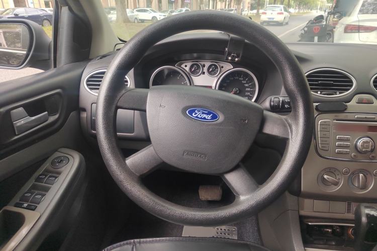 Used Ford Focus 2013 Hatchback Classic 1.8L Automatic Base Model