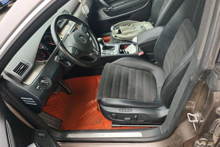 Used Volkswagen FAW-Volkswagen CC 2013 1.8TSI Luxury Model Left Front Seat