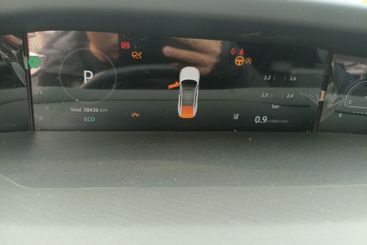 Used CHANGAN UNI-V 2023 1.5T Prestige Model