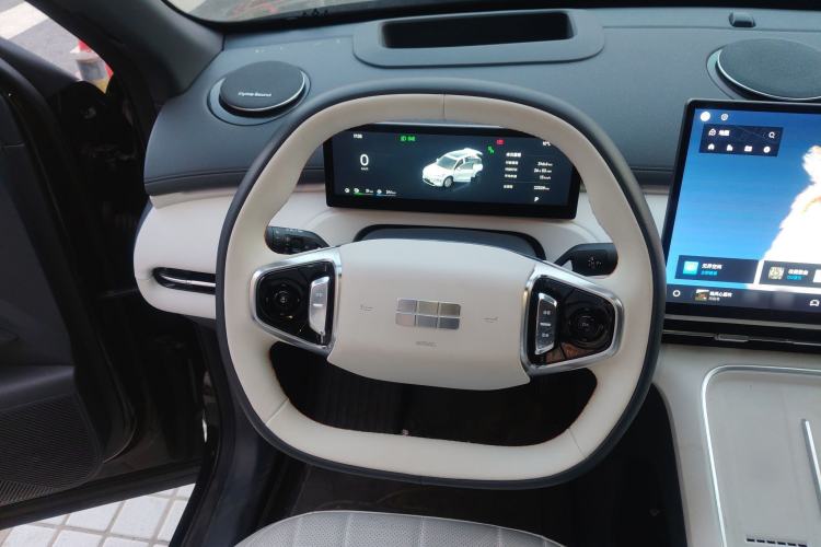 Used Geely Galaxy Xingjian 7 EM-i 2025 120km Flagship Edition
