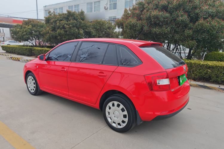 Used Skoda Rapid Spaceback 2016 Revised Version 1.6L Manual Front-Drive Edition