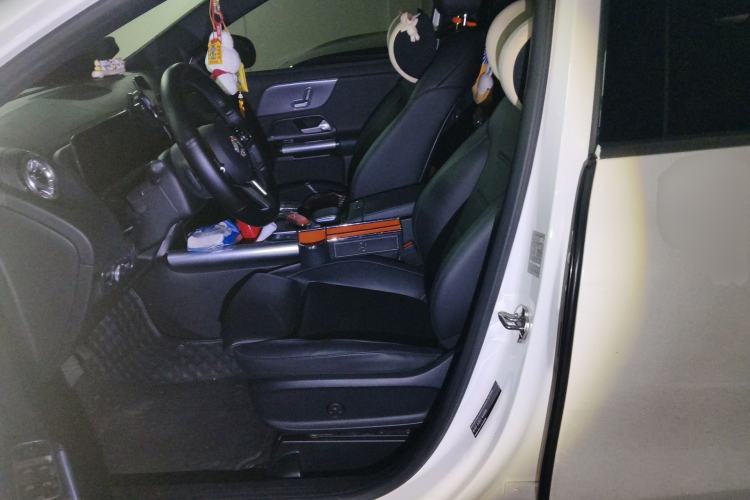 Used Mercedes-Benz GLA 2020 GLA 200 Left Front Seat