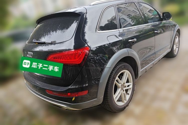 Used Audi Q5 2017 40 TFSI Comfort Model
